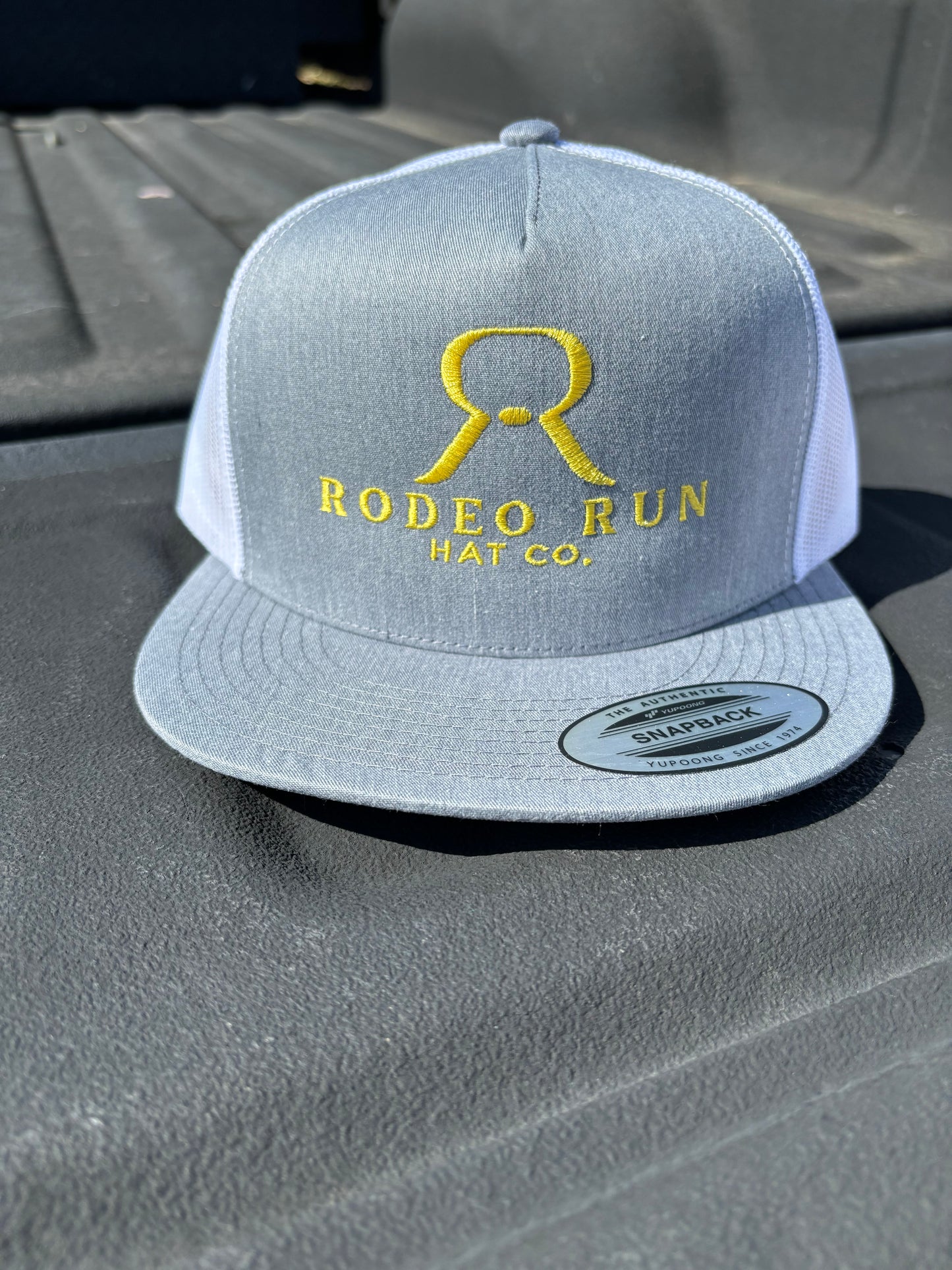 New Rodeo Run's Double R Hat