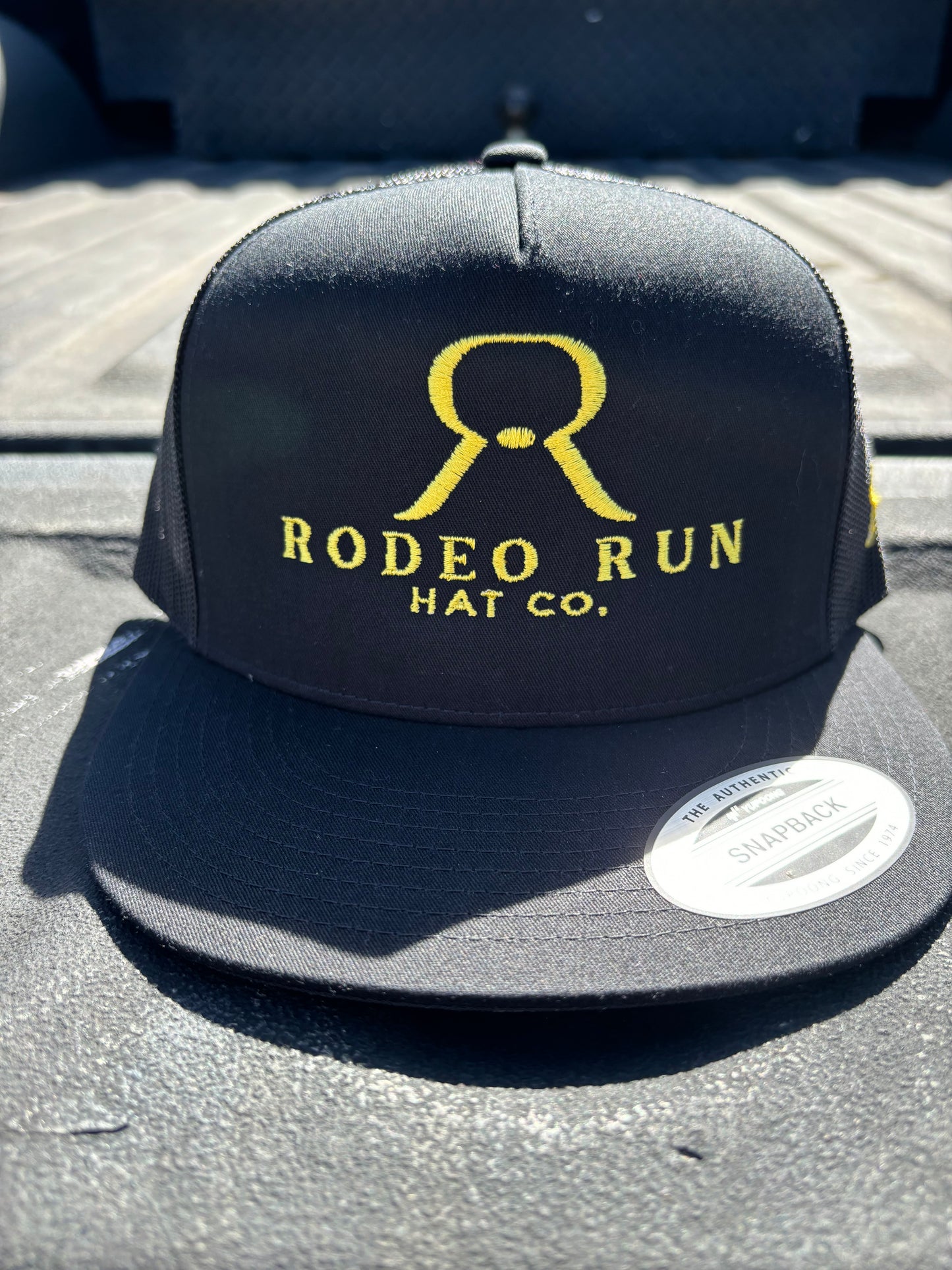 New Rodeo Run's Double R Hat