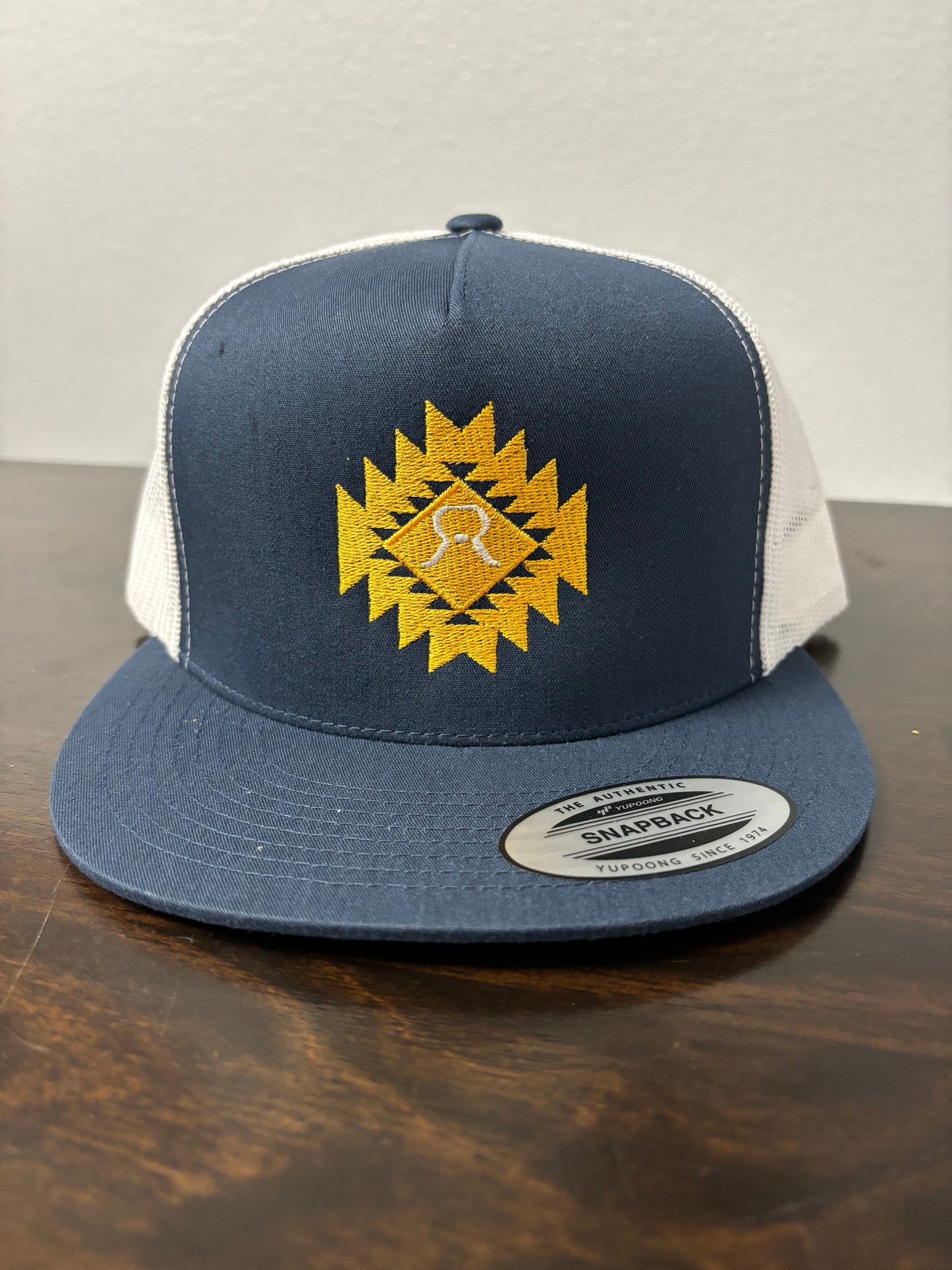 Rodeo Run's Native Rug Hat